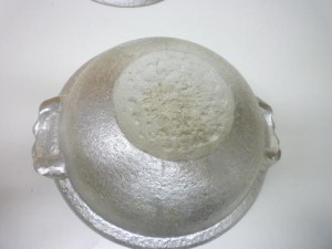 錫　両手鍋2