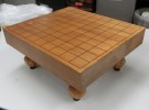 枚方市の出張買取にて「将棋盤 木製 脚付き 30.2cm×34.2cm 」をお売りいただきました　リサイクルマート松井山手店