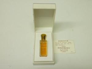 イブサンローラン香水1