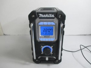 makita マキタ 充電式現場ラジオ MR108